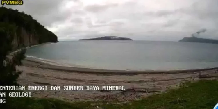 Situasi terkini Anak Gunung Krakatau. Foto: Istimewa.